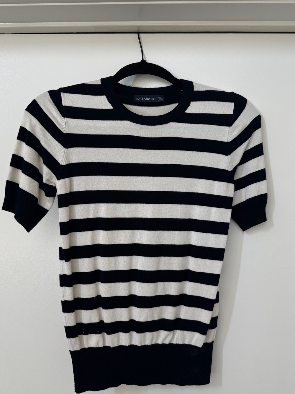 Zara Black and White Striped Crewneck Sweater women’s